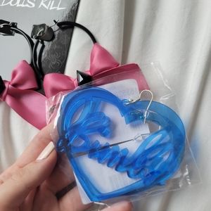 Bimbo Drop Heart Earrings